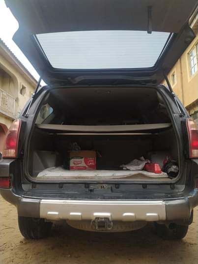 A picture of Toyota 4 Runner 2004 Sound engine and gear AC Auxiliary