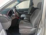 A picture of REGISTERED TOYOTA SIENNA 2004