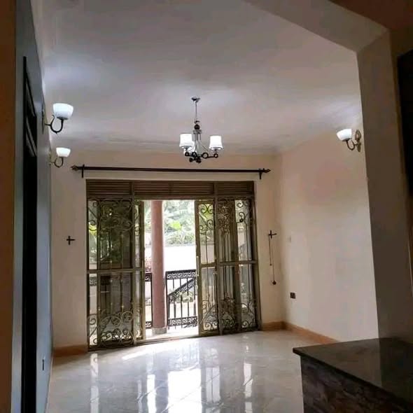 A picture of 2 bedrooms 2 bathrooms house for rent 700k ugx Namugongo