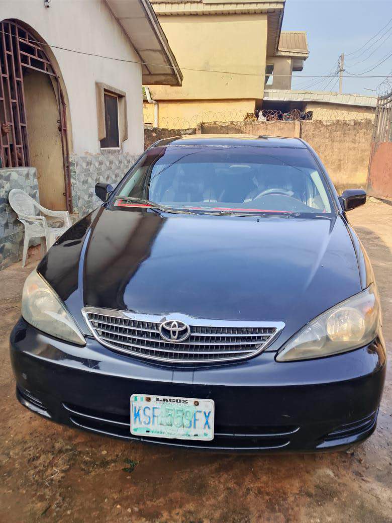 A picture of TOYOTA CAMRY 2.4