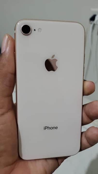 iPhone M.