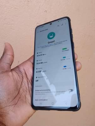 A picture of SAMSUNG S20 128GB 6GB RAM GOOD AS NEW AT ONLY