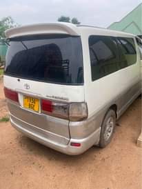 A picture of Hii gar Inauzwa Bei 2 5M Imeua engine ilikua 3rz