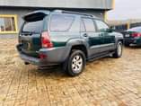 A picture of 2005 Toyota 4runner