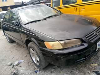 A picture of Toyota Camry 98