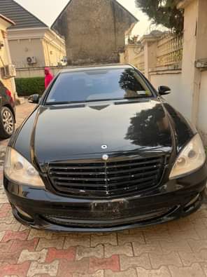 A picture of 2008 SUPER SHARP FIRST BODY MERCEDES BENZ S550 BULLET PROOF