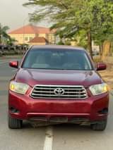 A picture of 2009 Red Toyota Highlander