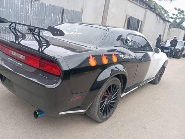 A picture of DODGE CHALLENGER 2009
