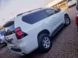 A picture of Landcruiser Prado TX 175m