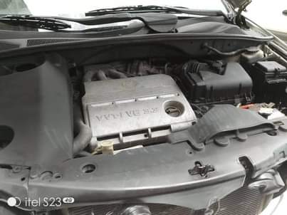 A picture of Lexus RX 330