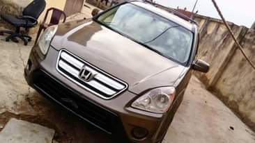 A picture of Honda CRV 2006 model