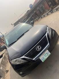 A picture of Lexus Rx350