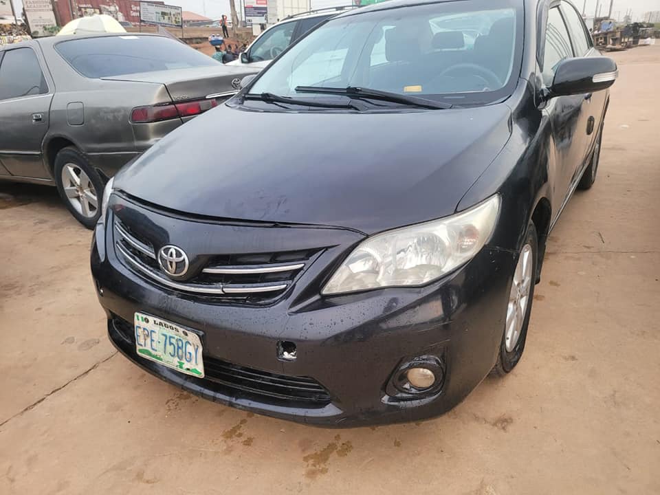 A picture of Toyota Corolla 010