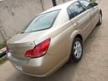 A picture of Toyota Avalon 2008