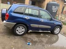 A picture of First body Toyota Rav4