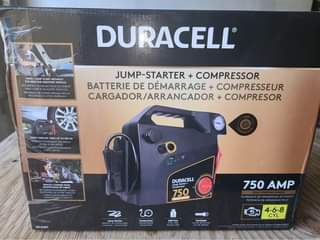 Duracell 750 Peak Amp Portable Emergency Jump Starter with Compressor