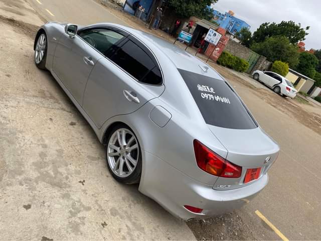 lexus