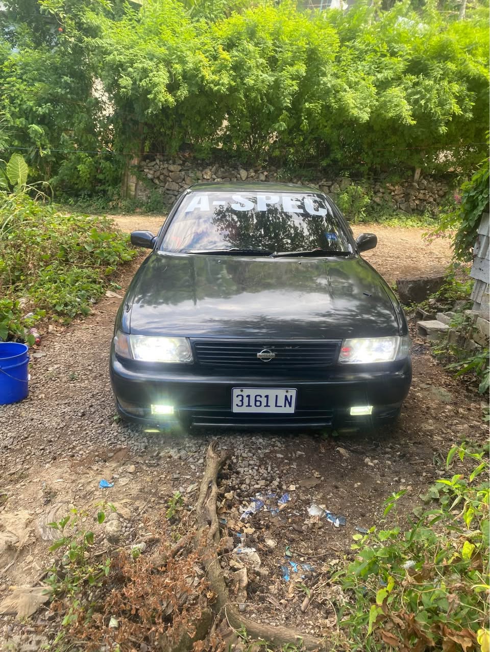 nissan b13