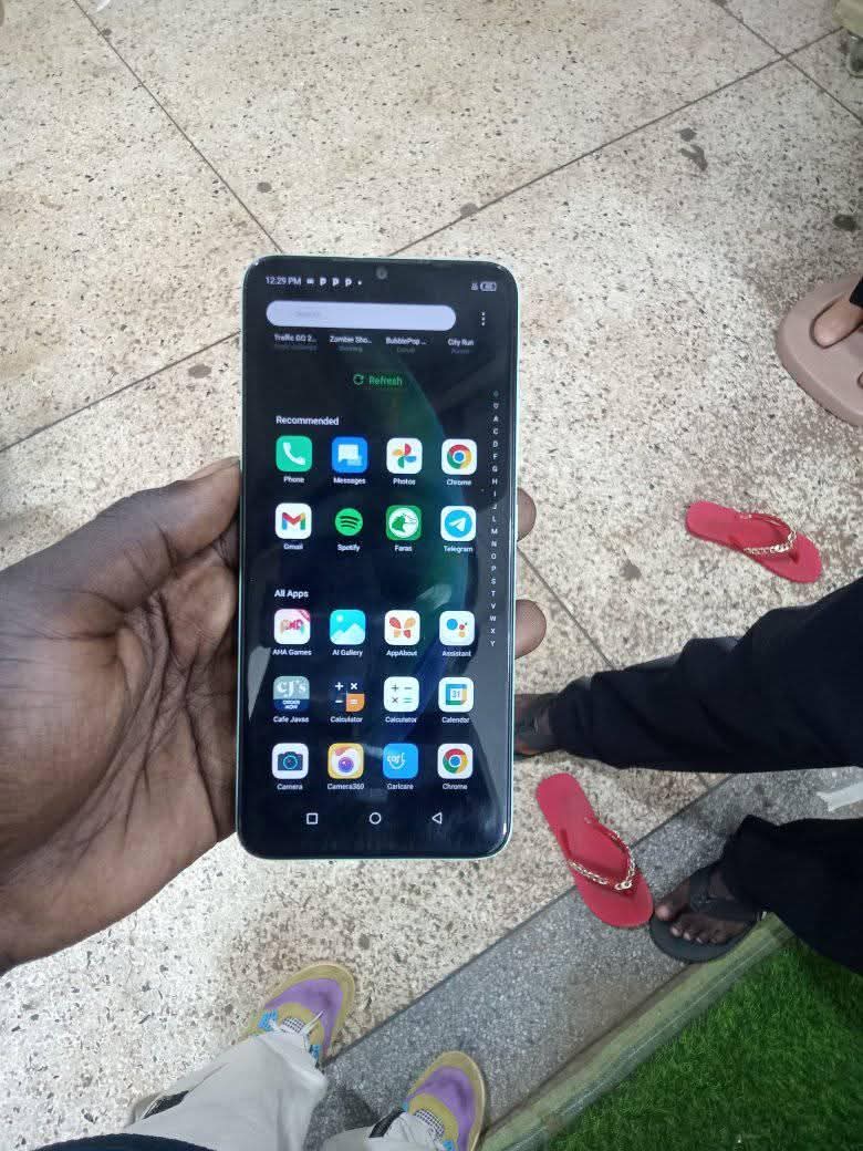 A picture of Infinix smart 7HD