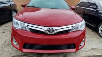 A picture of 2014 Toyota Camry tokumbo XLE Full option keyless Price 14