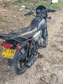 A picture of Boxer 150