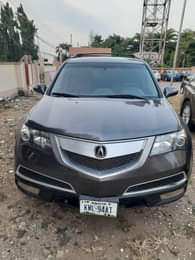 A picture of Acura MDX 2012 model going for just 7m extremely clean
