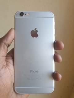 A picture of Iphone 6 silver 64