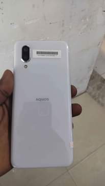 A picture of AQUOS SENSE 3 GB 128 RAM 6
