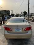 A picture of lexus Es350