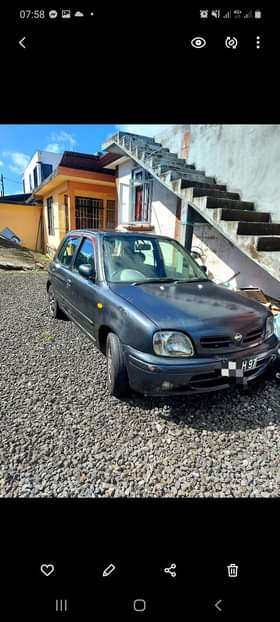 used nissan march