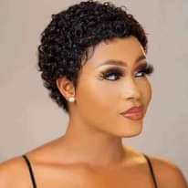 A picture of Curly hair