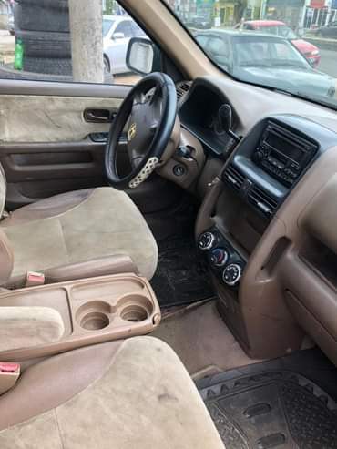 A picture of NEATLY USED 2005 MODEL HONDA CR V Very clean in