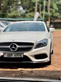 A picture of 2015 Mercedes Benz 2015