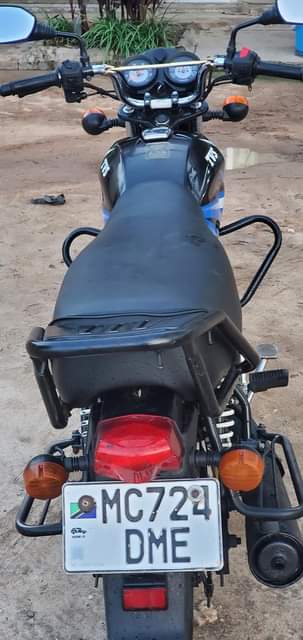 A picture of TVS STAR 125HLX KALI SANA FULL DOCUMENTS 1600000 PIG CM