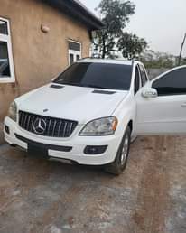 A picture of Ml350 4matic 06