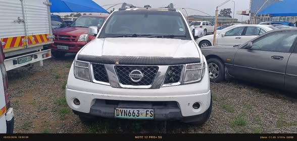 used nissan navara