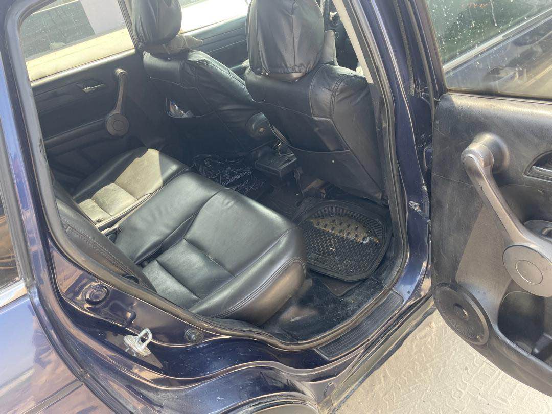 A picture of Honda CRV 2010 model