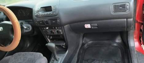 A picture of 2002 Toyota 2002
