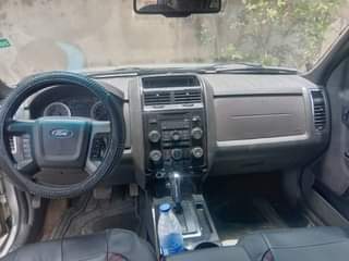A picture of 2010 Ford Escape