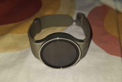 A picture of Samsung Galaxy Watch 5pro