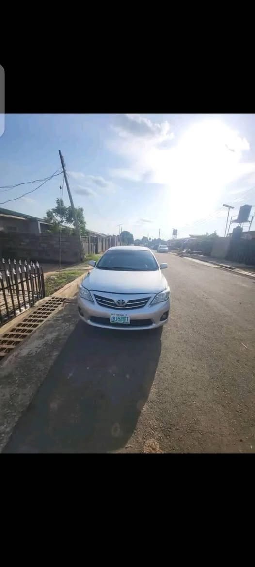 A picture of car