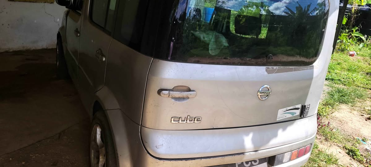 nissan cube
