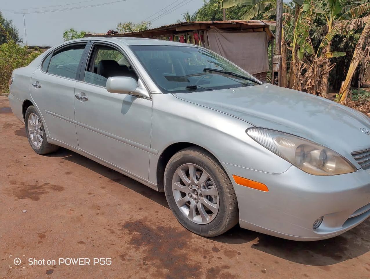 A picture of Neatly used Lexus ES330 08063099576 
