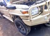 A picture of Nauza gari bei ya haraka Land cruiser warbus m95 D