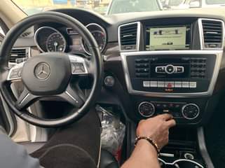 A picture of 2014 Mercedes Benz ML350