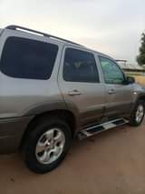 A picture of Mazda Tribute 2005 model Watsap 08038363643 call 08111014896