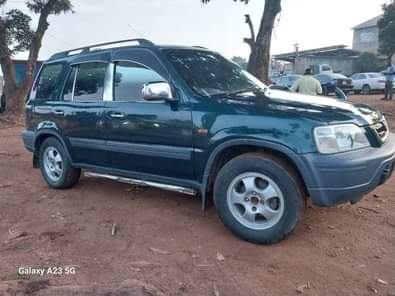 A picture of CR V Honda at 7m good condition buy and drive