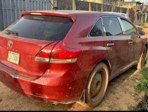 A picture of Venza 2011 engine n ac working perfect gear has issues