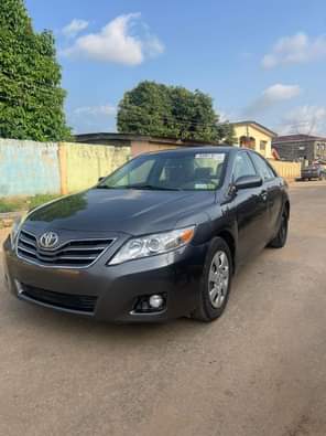 A picture of 2011 foreign used Toyota camry v6 2023 entry 5 6m