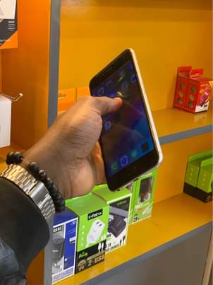 A picture of IPHONE 6 32GB NJOO NA 160 000 DUKANI